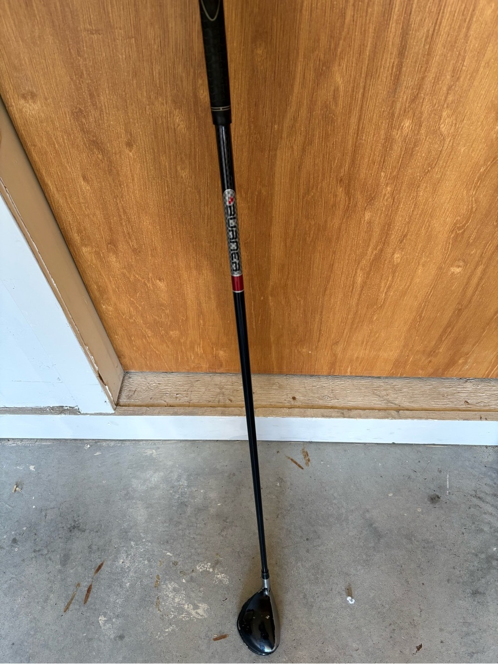 TaylorMade Burner 4 Rescue-Reg Shaft Black with Subtle Red Accent